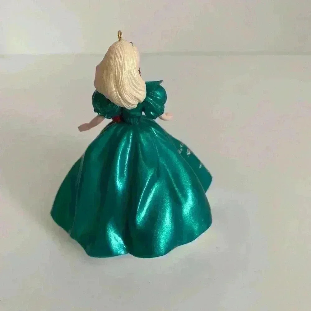 Hallmark Keepsake Ornament Holiday Barbie - Picture 10 of 14